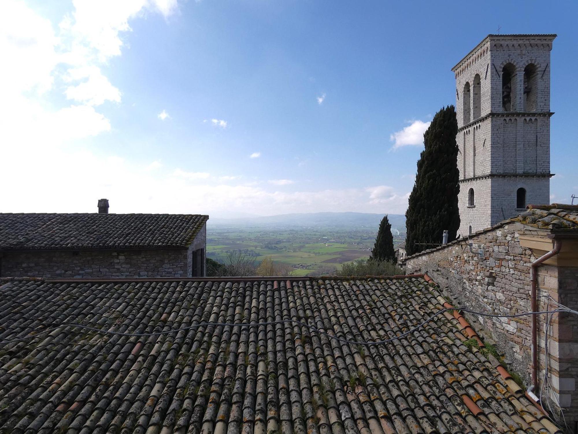 Апартаменты Scappo In Umbria, La Casa Di Eude Ассизи Экстерьер фото
