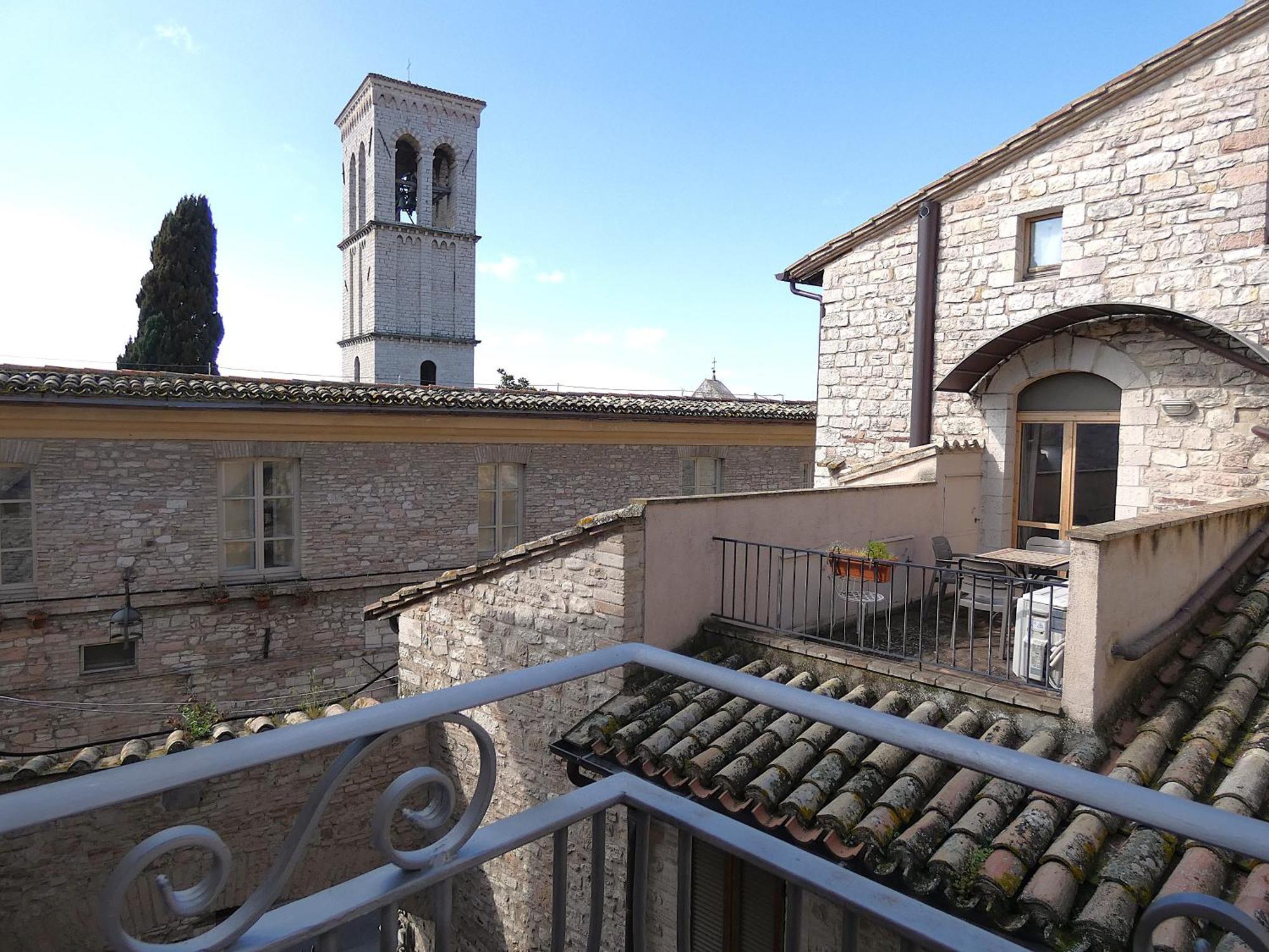 Апартаменты Scappo In Umbria, La Casa Di Eude Ассизи Экстерьер фото