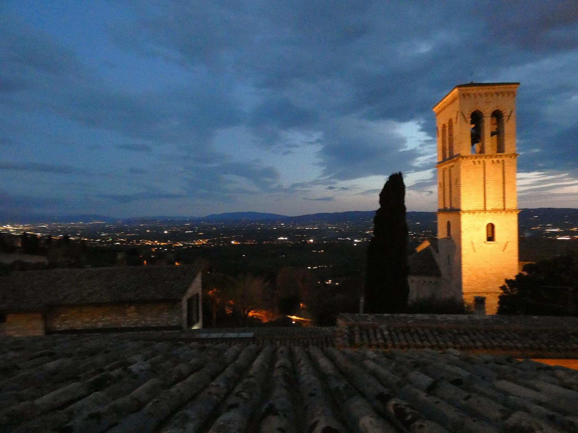 Апартаменты Scappo In Umbria, La Casa Di Eude Ассизи Экстерьер фото